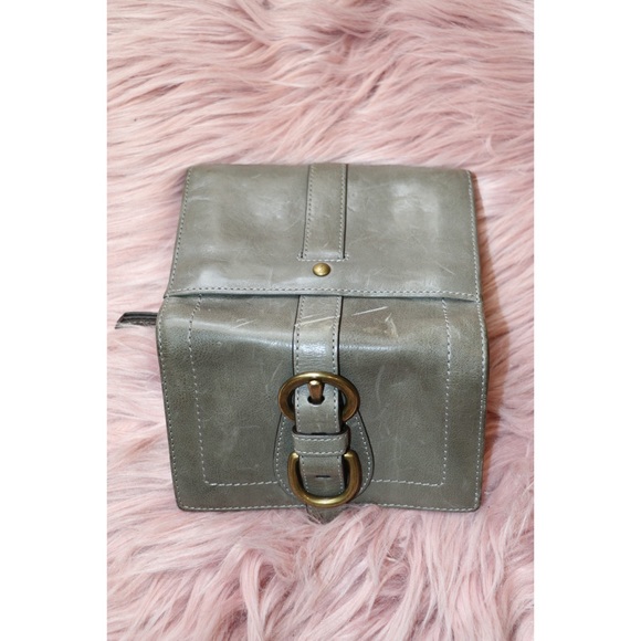 Coach Trifold Wallet Buckle - Picture 13 of 13